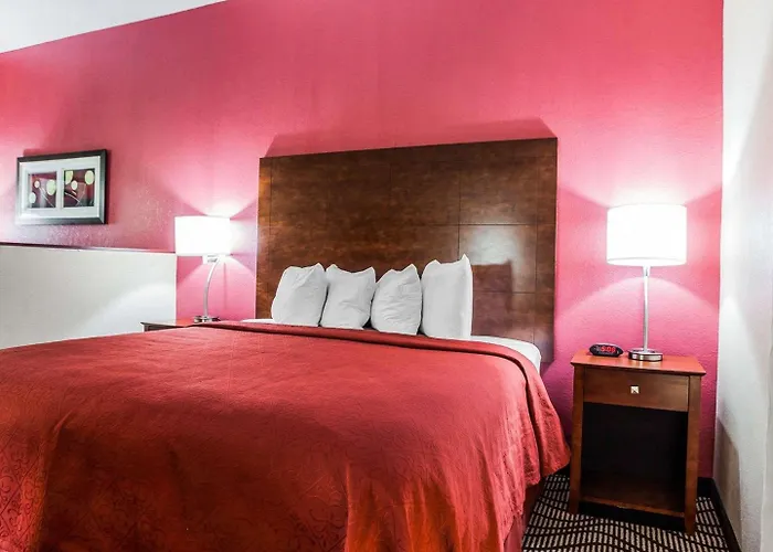 Quality Inn&Suites Altoona - Des Moines